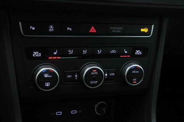 Seat ATECA 1.0 TSI 110 pk Style | Stuur-/stoelverwarming | Navigatie 9,2 inch | Achteruitrijcamera | Keyless Entry | Cruise Control