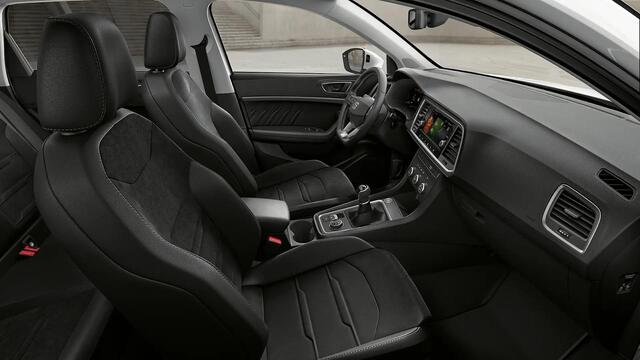 Seat ATECA Style Business Intense 1.5 TSI 150 pk 7 versn. DSG | Keyless entry & go | Winterpack met dinamica bekleding