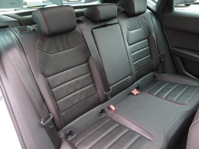 Seat ATECA 1.5 TSI FR Business Intense Airco ACC Cr-Control CarPlay Panoramadak