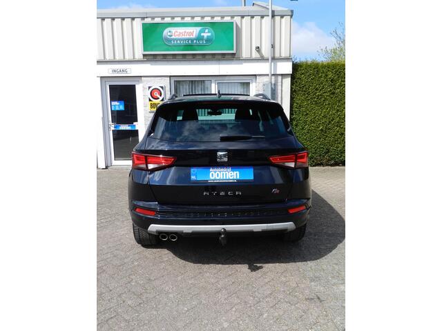 Seat ATECA 1.5 TSI FR Business Intense 360 Camera - Trekhaak - ACC - Pilot Assist - Panorama - Lederen Bekleding - Stoelverw.- 100% onderhouden - Apple Carplay / Android - Navigatie - Alle opties