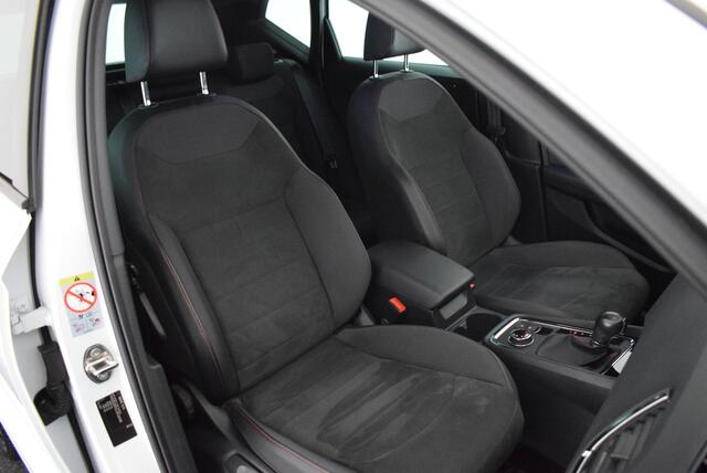 Seat ATECA 1.5 TSI 150pk DSG FR Camera Stoelverwarming Virtual Cockpit Navigatie