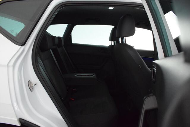 Seat ATECA 1.5 TSI 150pk DSG FR Camera Stoelverwarming Virtual Cockpit Navigatie