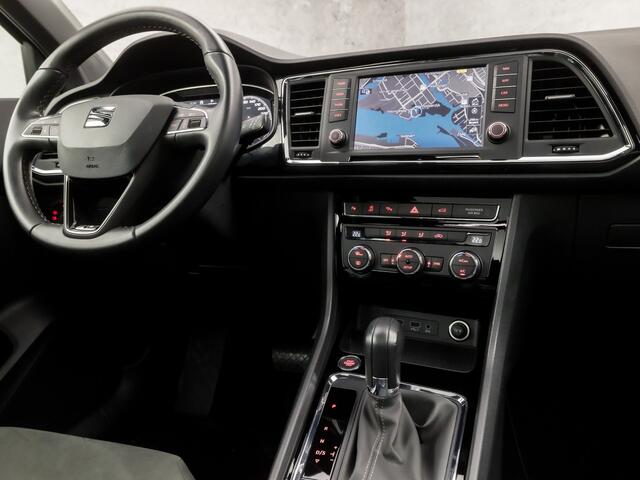Seat ATECA 1.5 TSI FR Intense Sport 150Pk Automaat (PANORAMADAK, VIRTUAL COCKPIT, APPLE CARPLAY, NAVIGATIE, CLIMATE, 360 CAMERA, GETINT GLAS, SPORTSTOELEN, KEYLESS, PARKEERSENSOREN, NIEUWE APK, NIEUWSTAAT)