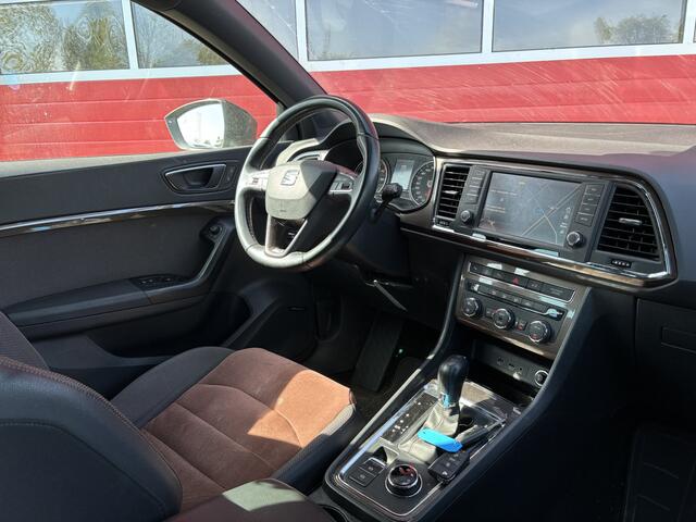 Seat ATECA 1.4 EcoTSI Xcellence AUTOMAAT / TREKHAAK / FULL LED / 360GR CAMERA / DAB+ / KEYLESS / CARPLAY / NL-AUTO