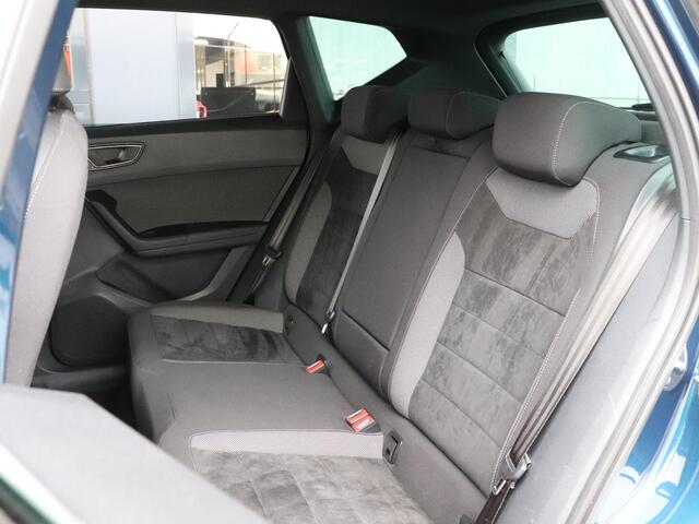 Seat ATECA 1.4 EcoTSI 150pk Xcellence | Trekhaak | 360gr. camera | Cruise control | Elektrische achterklep | Navigatie |