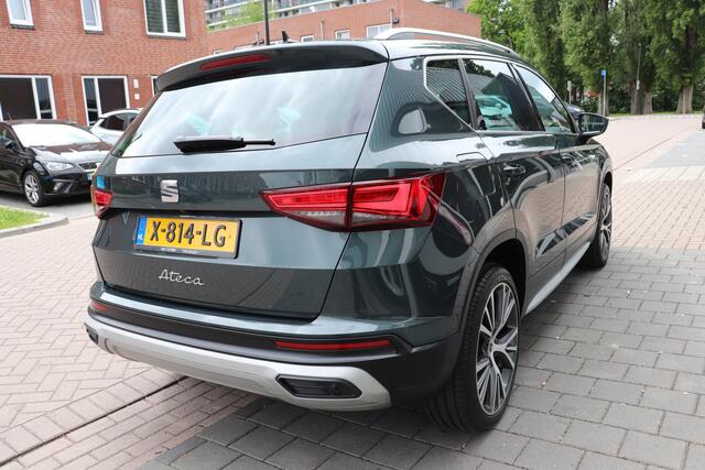 Seat ATECA 1.5 TSI Xperience Business Intense Automaat. Navigatie, trekhaak wegklapbaar.