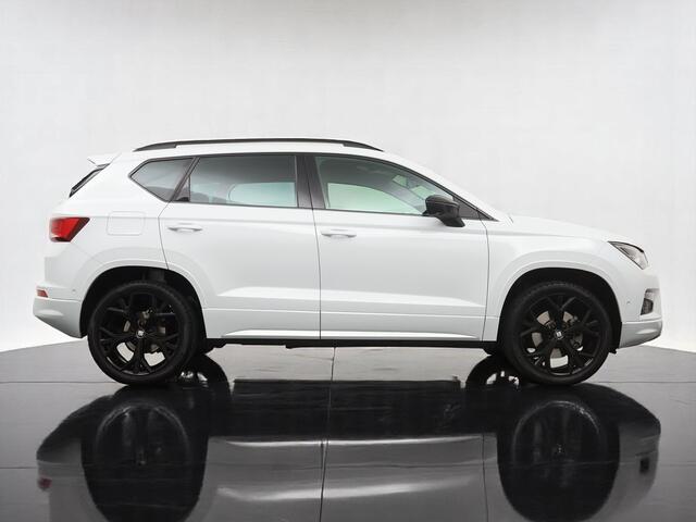 Seat ATECA 1.5 TSI DCT7 FR Business Intense Black 150PK Automaat - Navigatie - 360 gr. camera - 19 inch LM velgen - Sportstoelen - 1.600 KG. trekgewicht - 12 maanden garantie