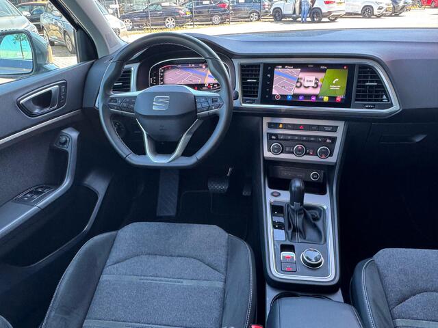 Seat ATECA 1.5 TSI Xperience Business Intense DSG-7 Automaat / 18'' LMV / TOPVIEUW CAMERA / STOEL + STUUR VERW. /