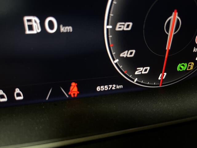 Seat ATECA 1.5 TSI Xperience / AUTOMAAT/ ELEKTR. TREKHAAK/ BEATS AUDIO/ ALCANTARA/ 360 CAMERA/ ADAPT. CRUISE/ DIGITAL DASH/ STOEL VERWARM./ FULL LINK/ NAVI/ PARK. SENSOREN/ CLIMA/ KEYLESS/ 19" LMV