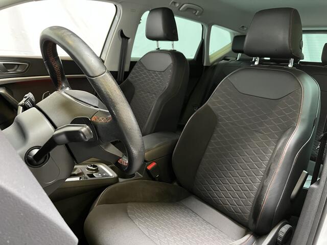 Seat ATECA 1.5 TSI FR / AUTOMAAT/ BEATS/ CAMERA/ ADAPT. CRUISE/ DIGITAL DASH/ STOEL VERWARM./ FULL LINK/ NAVI/ PARK. SENSOREN/ CLIMA/ KEYLESS/ 18" LMV