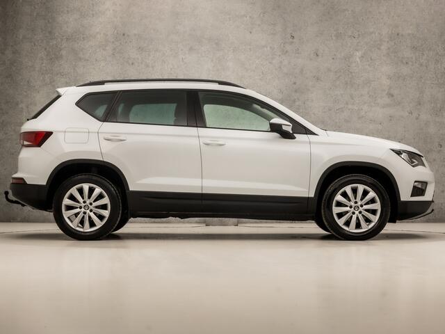 Seat ATECA 1.5 TSI Sport 150Pk Automaat (APPLE CARPLAY, GROOT NAVI, CLIMATE, CAMERA, SPORTSTOELEN, TREKHAAK, GETINT GLAS, CRUISE, NIEUWSTAAT)