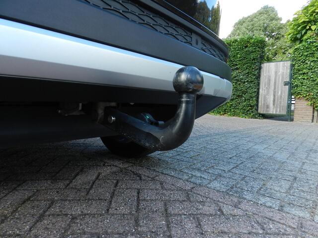 Seat ATECA 1.0 EcoTSI Style Trekhaak - Apple Carplay Android - Parkeer hulp + Camera - Cruise Control - NAP - 100% Onderhouden - Navigatie