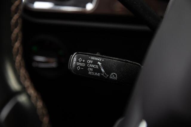Seat ATECA 1.4 EcoTSI Xcellence , Panoramadak, Trekhaak, Adaptive cruise,