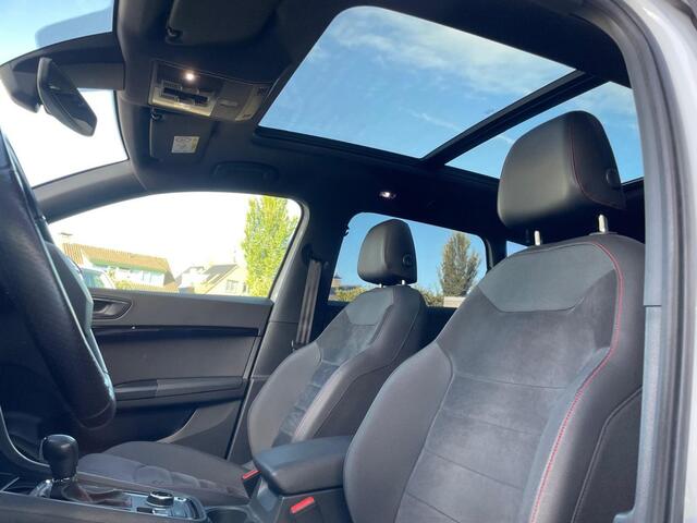Seat ATECA 2.0 FR 4DRIVE, Trekhaak, Pano, 360camera, BLIS, Carplay, ACC, DAB+