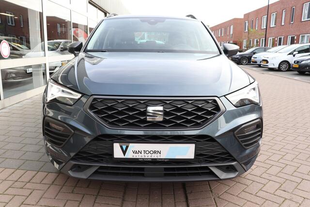 Seat ATECA 1.5 TSI FR Business Intense automaat. Panoramadak, dodehoek, navigatie.