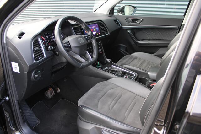 Seat ATECA 1.5 TSI Style Business Intense Elek-Trekhaak Leer/Alcantara CarPlay Camera
