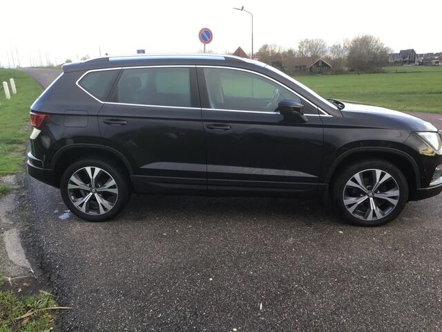Seat ATECA 1.5 TSI FR Business Intense Bj2019 leer schade automaat apk oktober2026