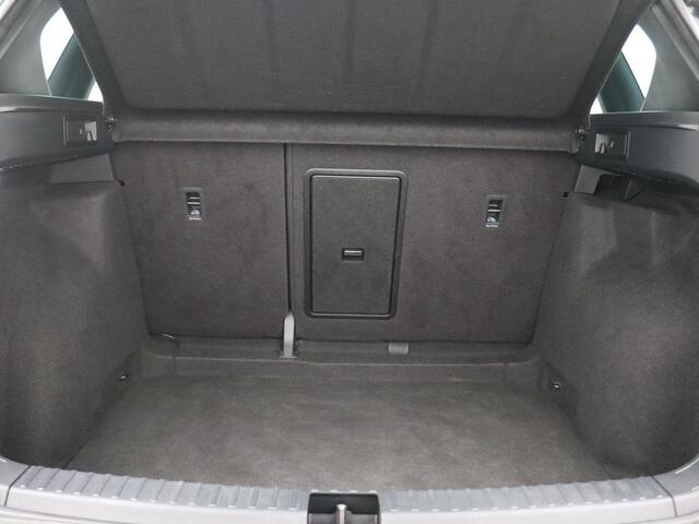 Seat ATECA 1.5 TSI FR 150PK DSG Trekhaak, Achteruitrijcamera, Beats Audio, Elektrisch verstelbare stoel, Adaptive Cruise Control, Keyless, Stoelverwarming, Navi, 18" LM velgen