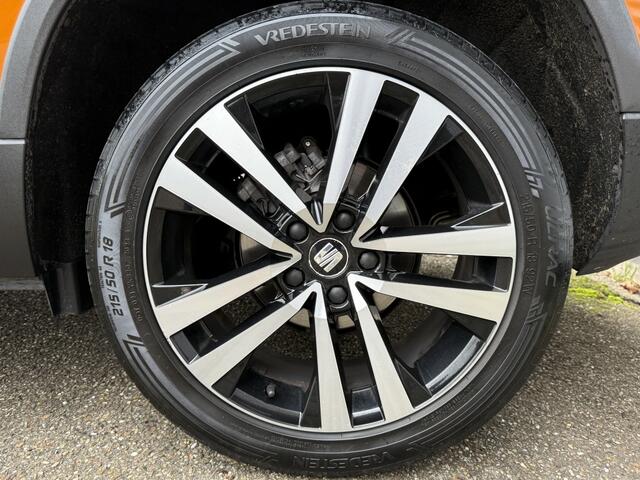 Seat ATECA 1.0 EcoTSI Lim. Ed. NAP PANO Trekhaak Camera Carplay Dealer OH