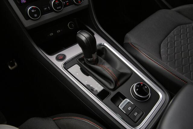 Seat ATECA 1.5 TSI FR , Panoramadak, Adap. cruise, Stoel/stuurverwarming,