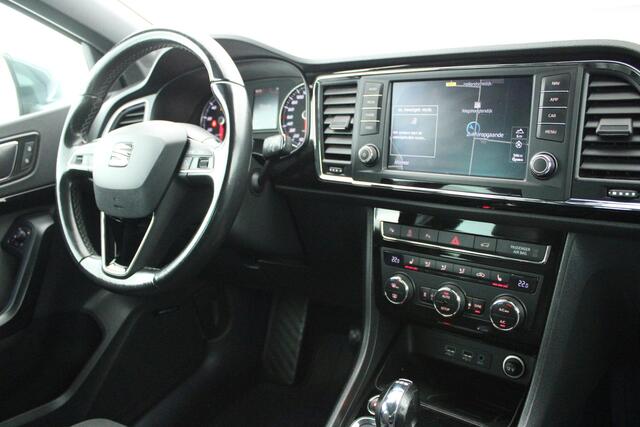 Seat ATECA 1.4 TSI 150pk DSG Xcellence Trekhaak Camera Keyless Standkachel Stoelverwarming Panoramadak Navigatie