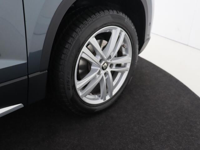 Seat ATECA 1.5 TSI Xperience Business Intense Rondom Camera Superrr Kilometerstand All season banden