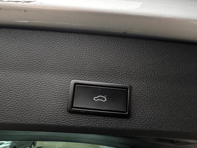 Seat ATECA 1.5 TSI Xcellence Business Intense 1800KG TREKGEWICHT ZEER LUXE UITGEVOERD!