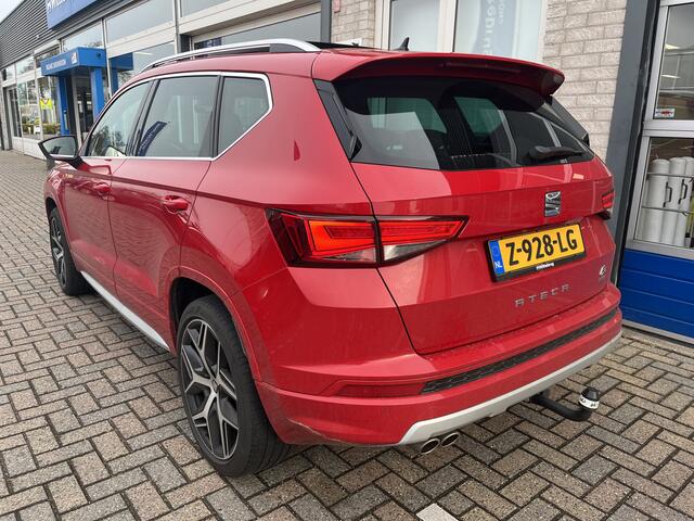 Seat ATECA 1.5 TSI FR 4DRIVE / AUTOMAAT/ 4X4/ PANO/ TREKHAAK/ LEER/ ELEK.STOEL/ STOELVERWARM./ KEYLESS/ ACC/ PARK.SENSOR.V+A/ 360 CAMERA/ FULL LINK/ CLIMA/ BEATS AUDIO/ RIJ-MODI/ DIGITAL DASH/ DAB/ NAVI/ ISOFIX/ 19'' LMV
