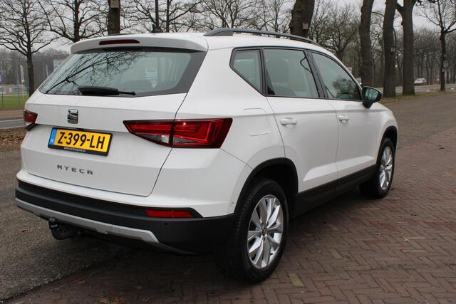 Seat ATECA 1.5 TSI Style Apple carplay, Trekhaak, Garantie