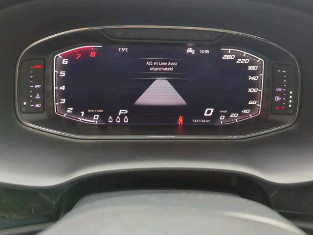 Seat ATECA 1.5 TSI FR Business Intense / AUTOMAAT/ PANO/ TREKHAAK/ BEATS AUDIO/ LEDER/ CAMERA/ PARK. SENSOREN/ VIRTUAL COCKPIT/ LED/ NAVI/ 18" LMV