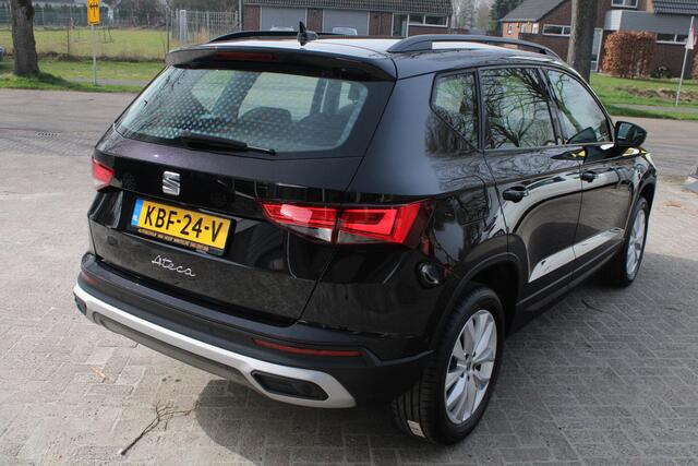 Seat ATECA 1.5 TSI ACC, Carplay, Full-LED, Parkeer assistent, Achteruitrijcamera, NAVI, Climate control, Parksens. V en A, 17" LMV