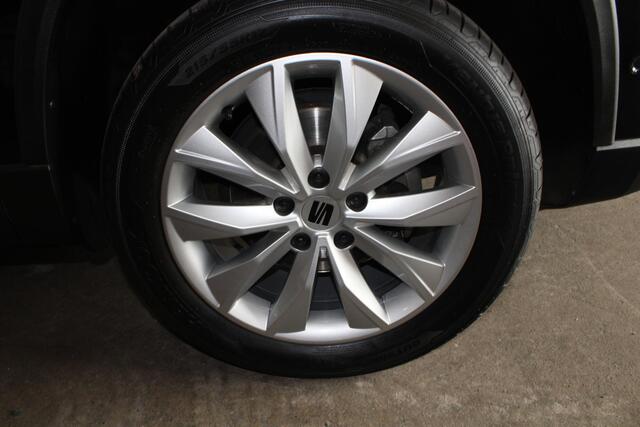 Seat ATECA 1.5 TSI ACC, Carplay, Full-LED, Parkeer assistent, Achteruitrijcamera, NAVI, Climate control, Parksens. V en A, 17" LMV