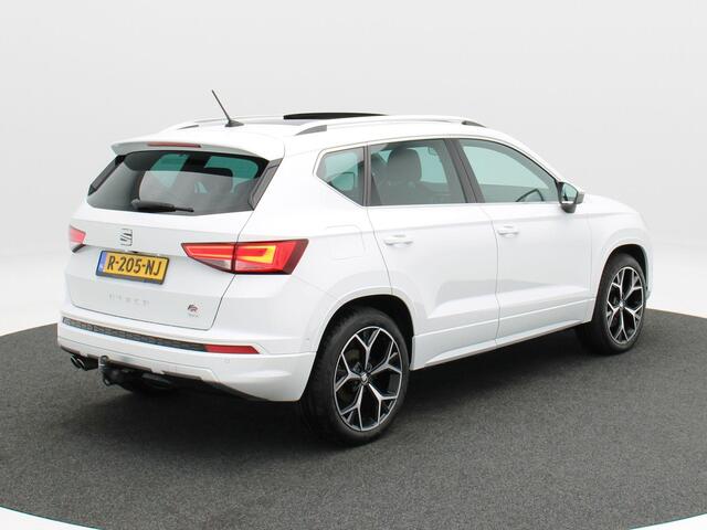 Seat ATECA 2.0 TSi 190 Pk Automaat FR 4DRIVE | Trekhaak | 360° Camera | Panorama dak | Cruise Control | CarPlay | 19 Inch