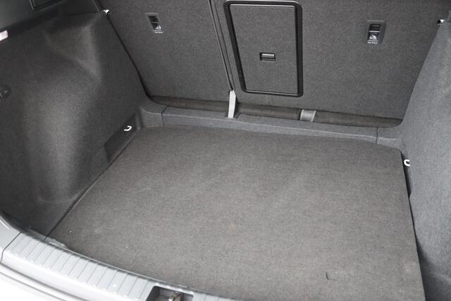 Seat ATECA 1.5 TSI FR Business Intense 150pk | Beats audio| Navigatie | Nieuwstaat