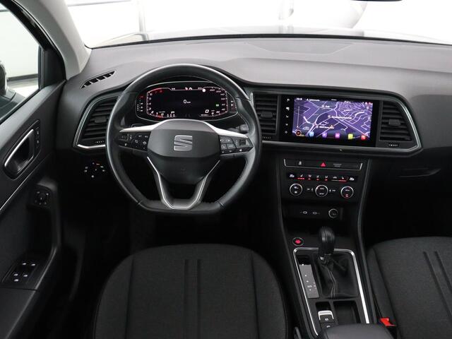 Seat ATECA 1.5 TSI Style Intense | Stoelverwarming | Adaptive cruise | Carplay | Virtual Cockpit | Parkeerhulp | Stuurverwarming | Navigatie | Full LED | Climate control | Bluetooth