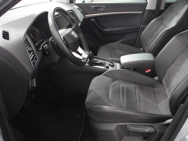 Seat ATECA 1.5 TSI 150pk Automaat Xperience | Navigatie | Apple Carplay / Android Auto | Camera | Parkeersensoren | Stoel-en stuurverwarming | Ledverlichting | Getinte ramen | Climate Control