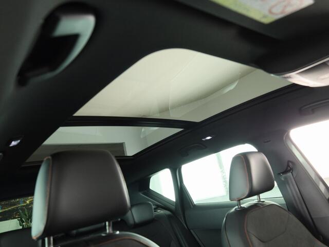 Seat ATECA 1.5 TSI FR Business Intense | Elektr. Panoramisch kanteldak| Velgen 'Exclusive Glossy Black', 19 inch | Kuipstoelen, Dinamica Aurora Blue (suede look) | Verwambare voorstoelen + Stuurwiel | Draadloze Carplay