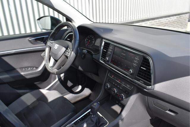 Seat ATECA 1.4 TSI Intense Panorama, Adaptive cruise, Wegkl. trekhaak, Camera, Keyless, Carplay