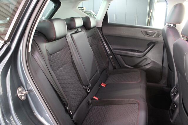 Seat ATECA 1.5 TSI FR Business Intense Automaat / Stoel + Stuurverwarming / Elektr. Klep / Camera / Navi. /