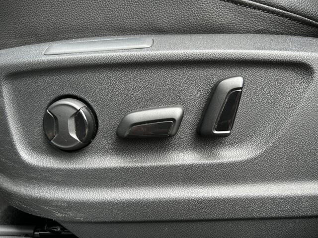 Seat ATECA 1.4 EcoTSI FR | Panoramadak | Standkachel | Automaat | Stoelverwarming | 360 Camera | Trekhaak |