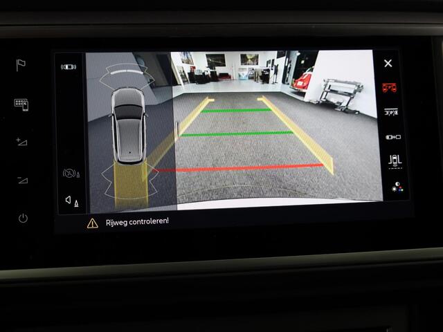 Seat ATECA 1.5 TSI FR Business Intense | Safe And Driving Pack XL | Velgen: 'Exclusive Cosmo Grey', 19 inch | Magic Black Metallic | Draadloze Carplay