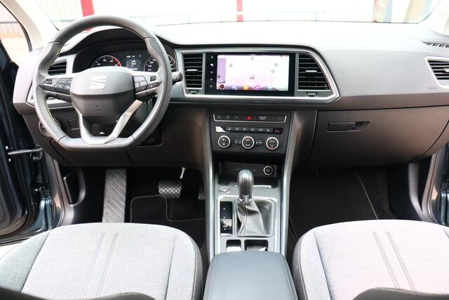 Seat ATECA 1.5 TSI Style Business Intense O.a: PDC, Camera, Carplay, Stoel+Stuurverw, Navi, Etc. All-in prijs!