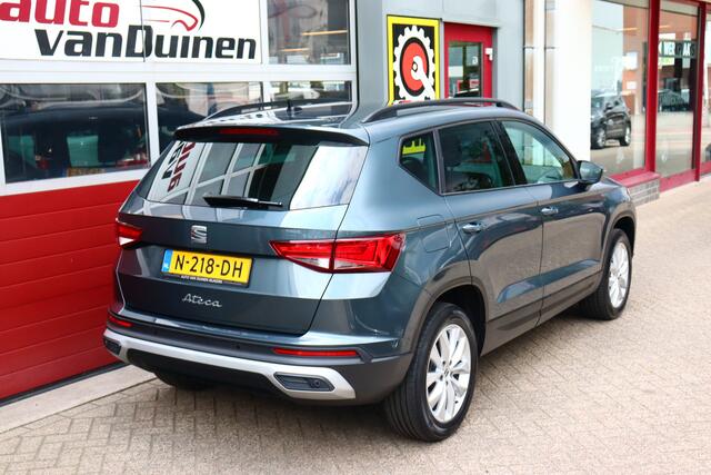Seat ATECA 1.5 TSI Style Business Intense O.a: PDC, Camera, Carplay, Stoel+Stuurverw, Navi, Etc. All-in prijs!