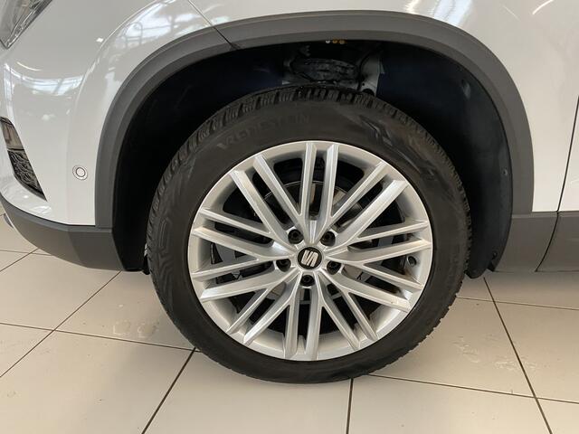 Seat ATECA 1.5 TSI Xcellence Business Intense Panoramadak /Trekhaak / Carplay /Stoelverwarming