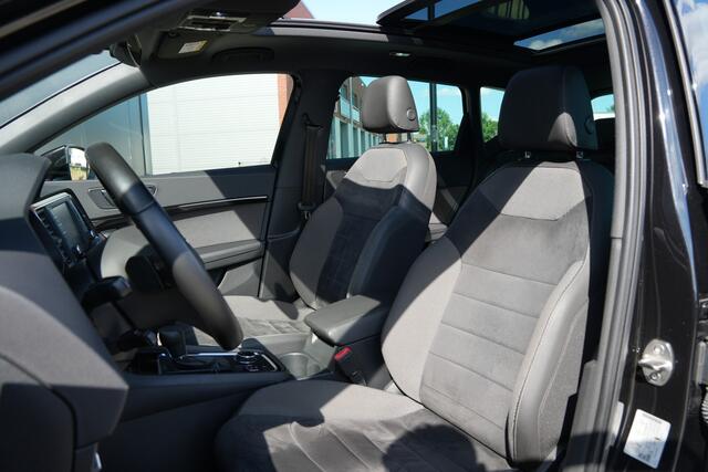 Seat ATECA 1.4 EcoTSI Xcellence 150pk Business Intense - Trekhaak - Panoramadak - Navi - ACC - Keyless - 360 Camera - LED - Rijklaar