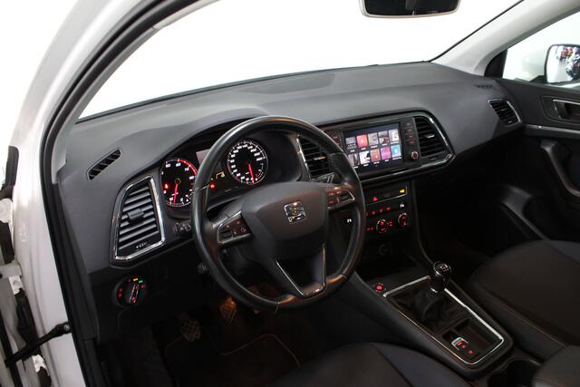 Seat ATECA 1.4 EcoTSI Style Business Intense / Camera / Full led / Keyless / Navi. /