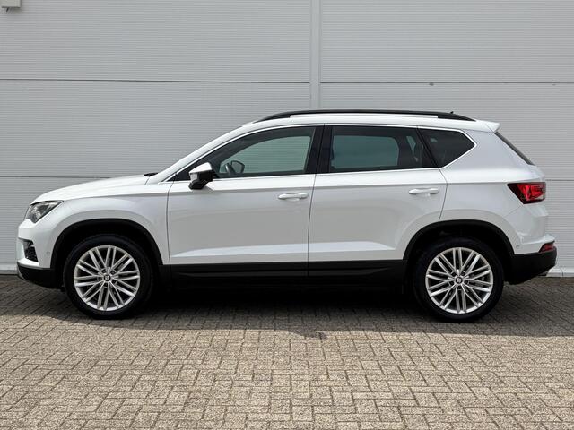 Seat ATECA 1.5 TSI Xcellence Business Intense / Trekhaak ( 1600 kg ) / Apple Carplay/Android Auto / Navigatiesysteem full map + hard disk / 360 camera /