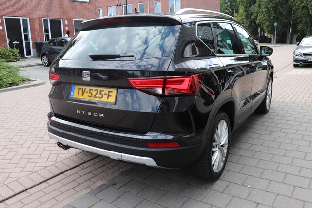 Seat ATECA 1.5 TSI Xcellence Business Intense. Panoramadak, Trekhaak.