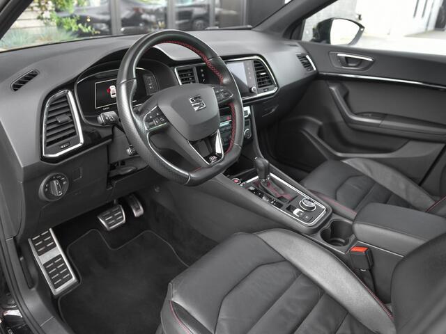 Seat ATECA 1.5 TSI FR Leren bekleding Panoramadak Camera Navi Stoelverwarming