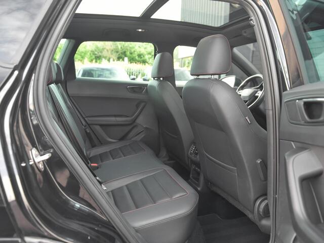 Seat ATECA 1.5 TSI FR Leren bekleding Panoramadak Camera Navi Stoelverwarming